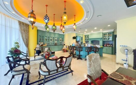 8 GURNEY SUPERCONDO @ GURNEY DRIVE