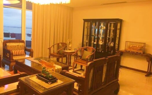 8 GURENY SUPERCONDO @ GURNEY DRIVE
