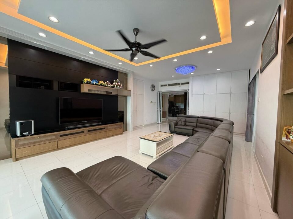 1 Tanjong Condo @ Tanjung Bungah