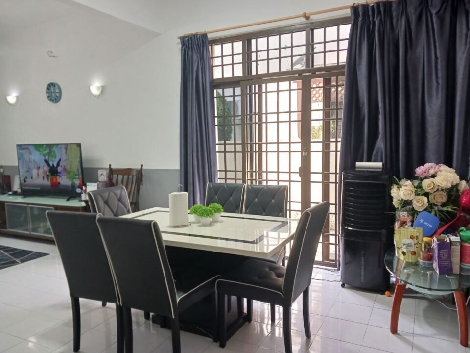 Terrace House @ Sungai Emas, Batu Ferringhi