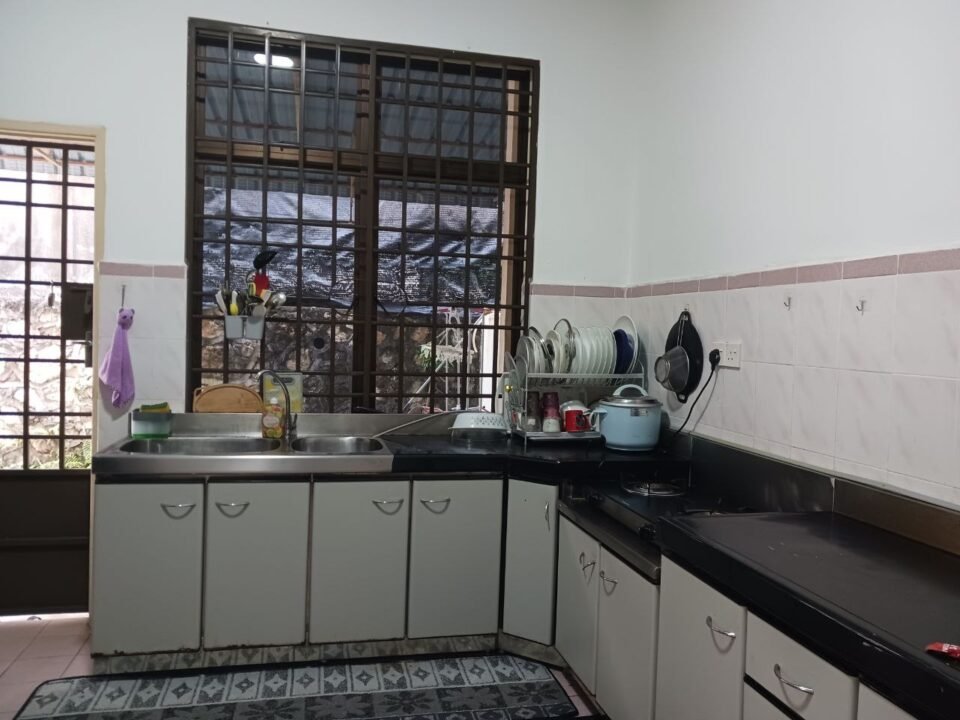 Terrace House @ Sungai Emas, Batu Ferringhi