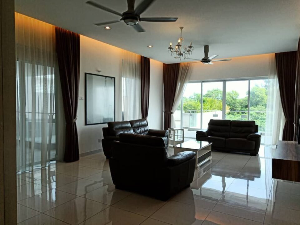 Tanjung Bungah Super Condo