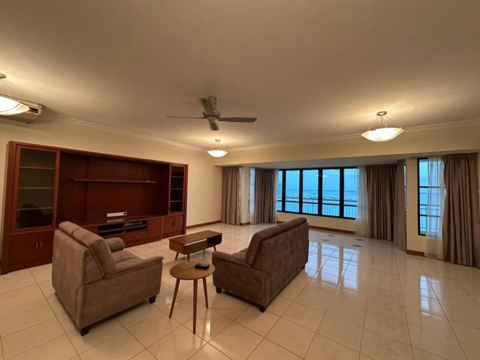 The Regency @ Gurney Drive